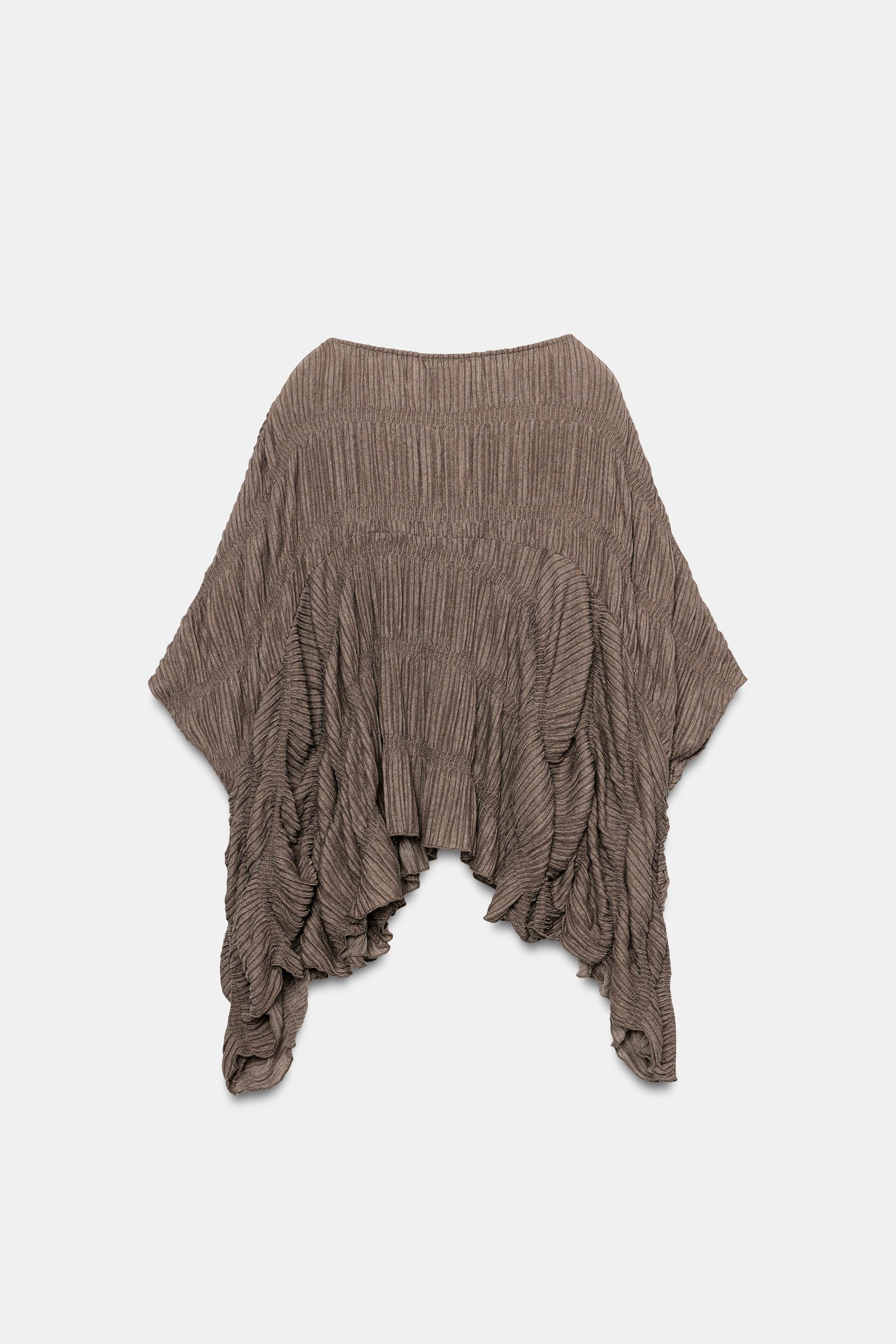 TEXTURED CAPE TOP